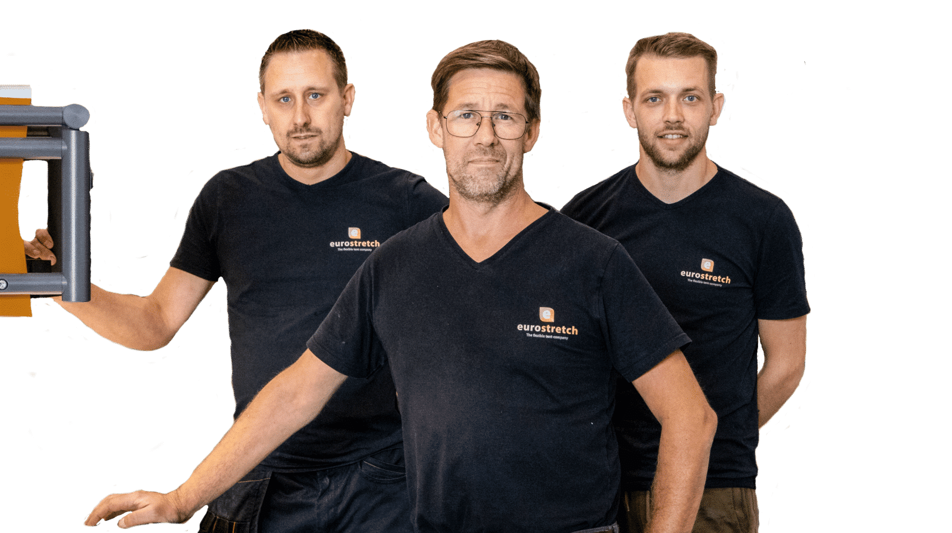 Team van de productie afdeling bij Eurostretch, waar zij tentdoek snijden, lassen zodat we hoogwaardige en kwalitatieve stretchtenten produceren.