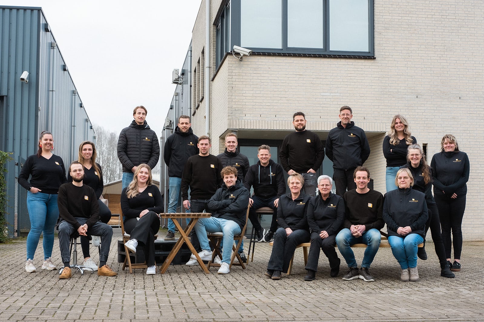 Teamfoto van alle teamleden van Eurostretch